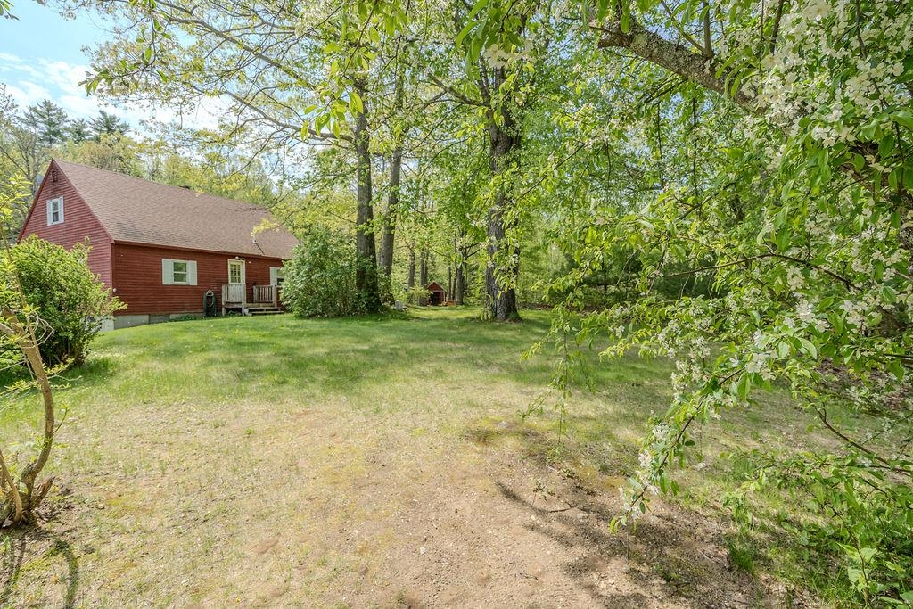 348 North Road Deerfield, NH 03037 - Photo 23 of 41