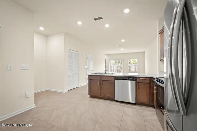 $1,725 | 7814 Echo Springs Road, Jacksonville, FL 32256