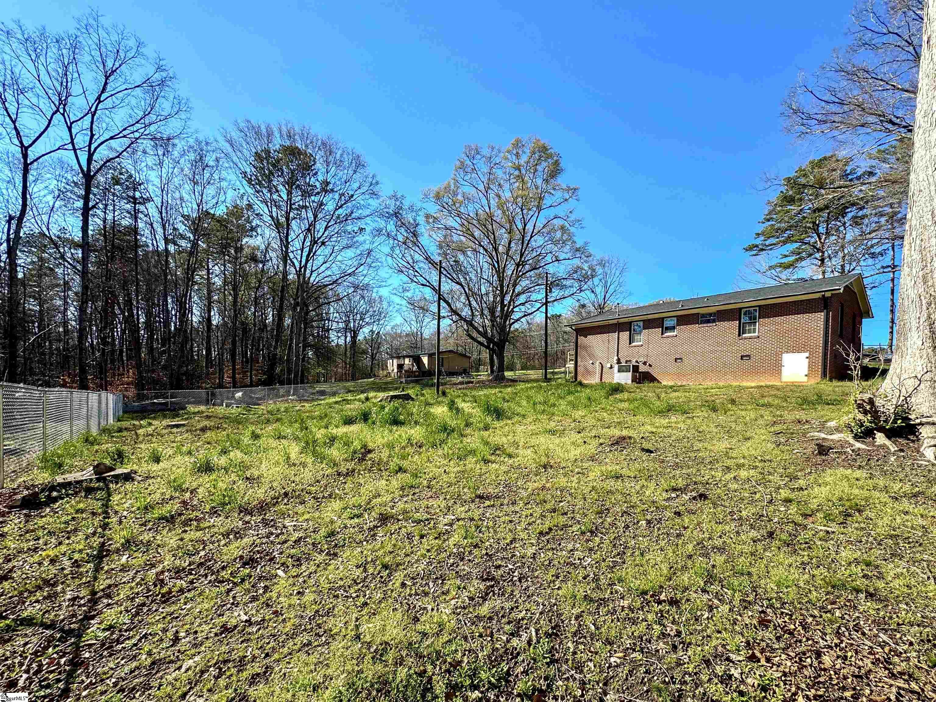 2434 Broadway Lake Road Anderson, SC 29621 - Photo 9 of 28