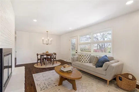 $425,000 | 5406 Lucille Lane, Shawnee, KS 66203
