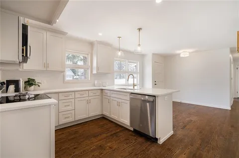 $425,000 | 5406 Lucille Lane, Shawnee, KS 66203