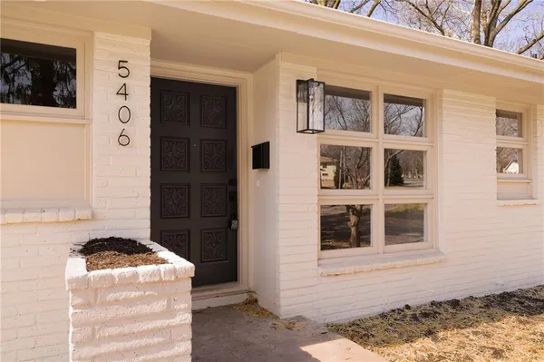$425,000 | 5406 Lucille Lane, Shawnee, KS 66203