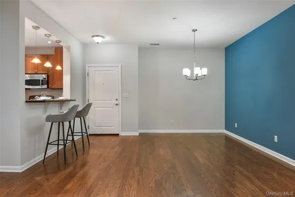 $3,200 | 410 Westchester Avenue, Unit 110, Port Chester, NY 10573