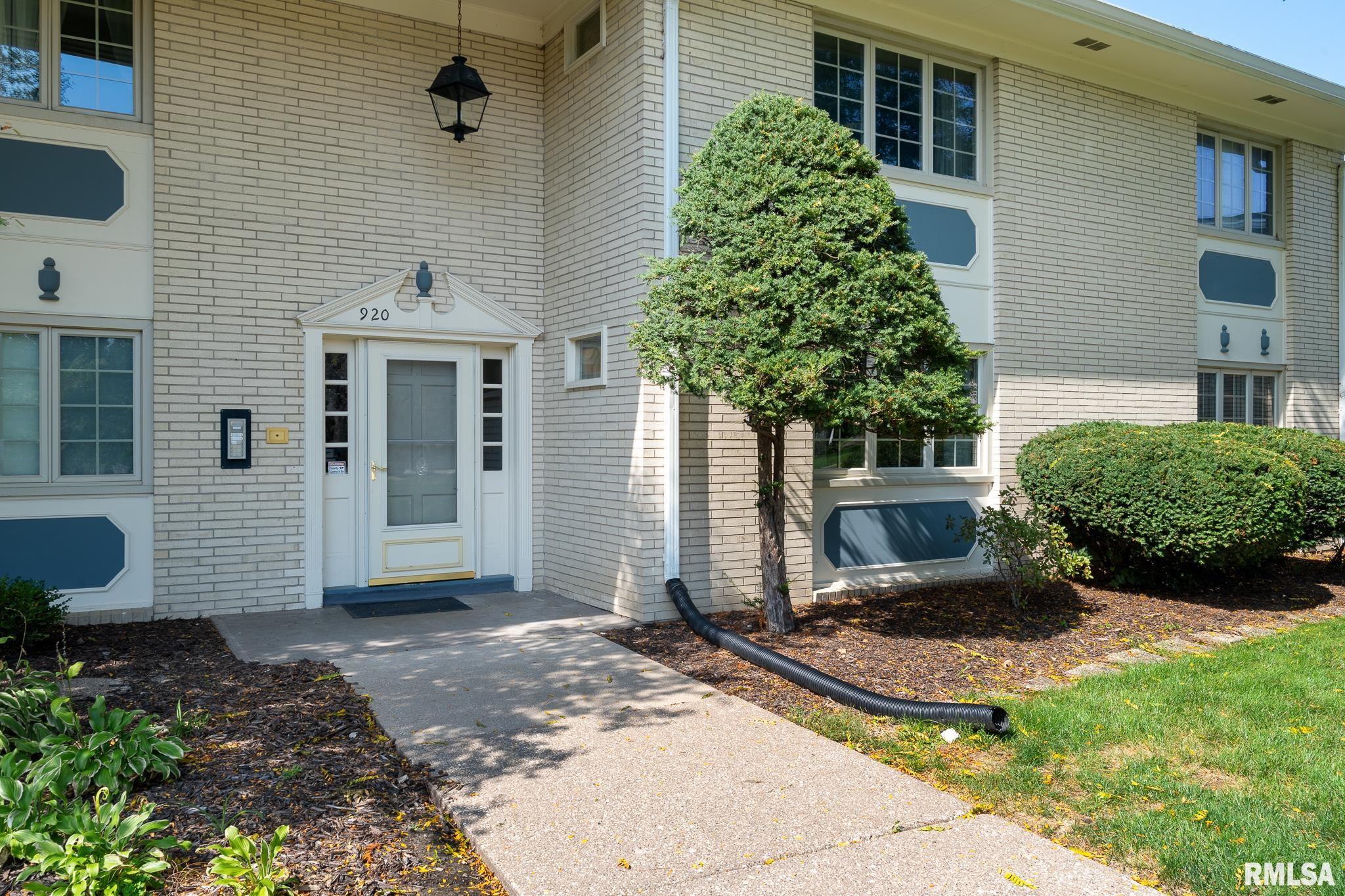 920 17th Street, Unit 34 Moline, IL 61265 - Photo 4 of 26