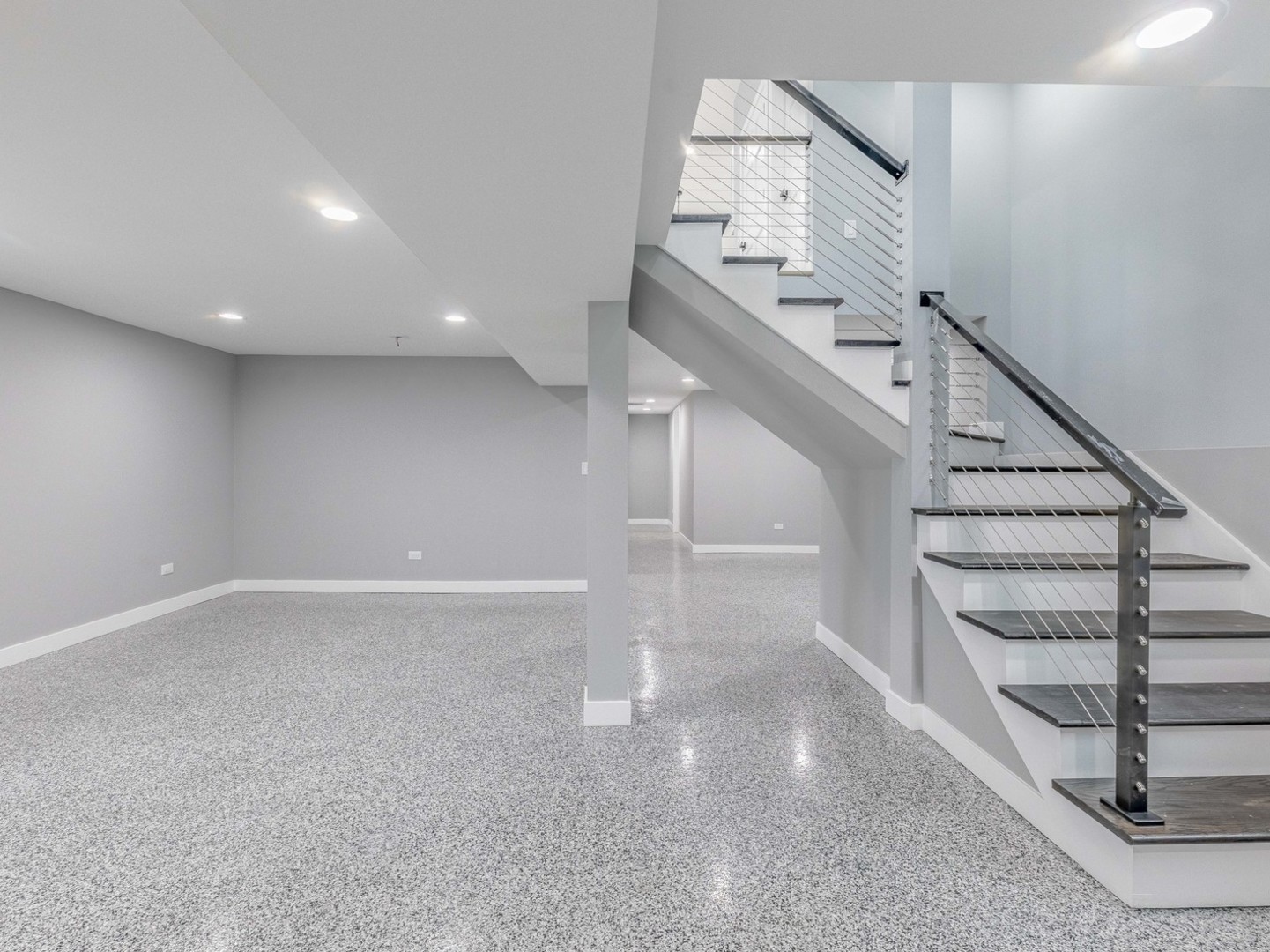 3548 Clinton Avenue Berwyn, IL 60402 - Photo 33 of 49 a view of entryway and hall