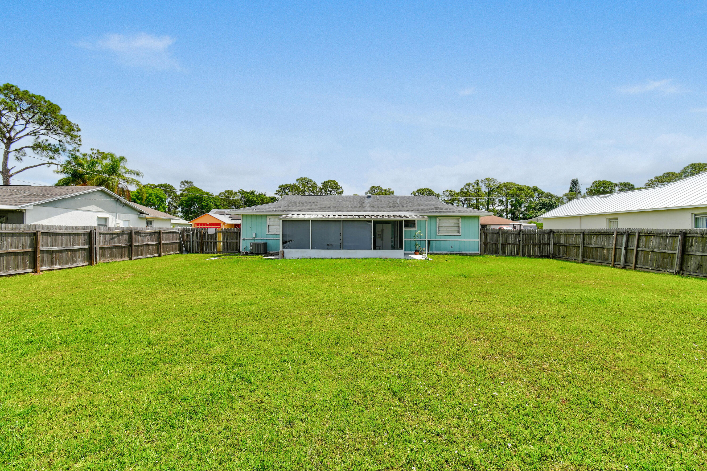 1920 Southwest Taurus Lane Port St. Lucie, FL 34984 - Photo 22 of 23 1920SWTaurusLn(30)