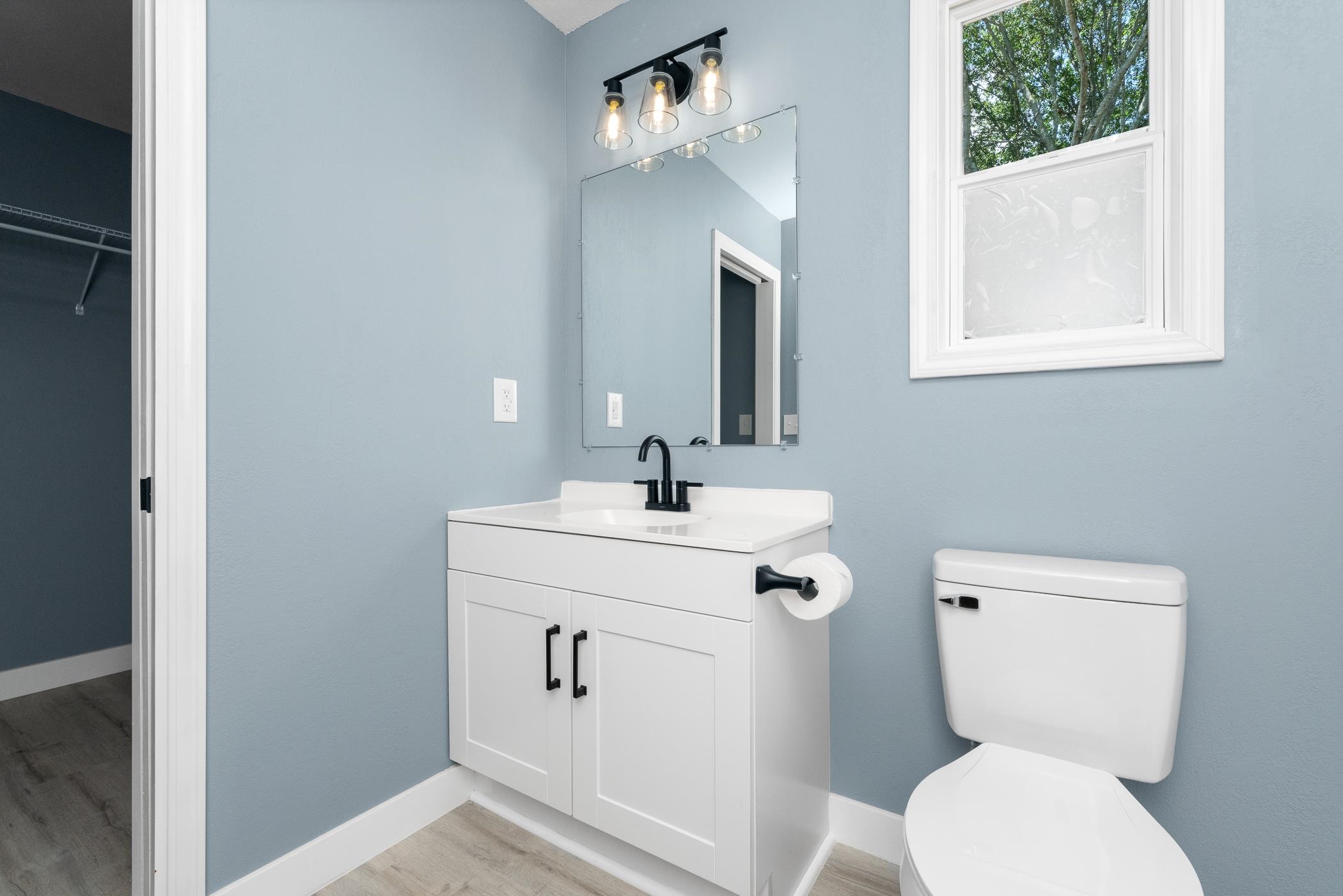 200 South 724 Greer, SC 29651 - Photo 14 of 18