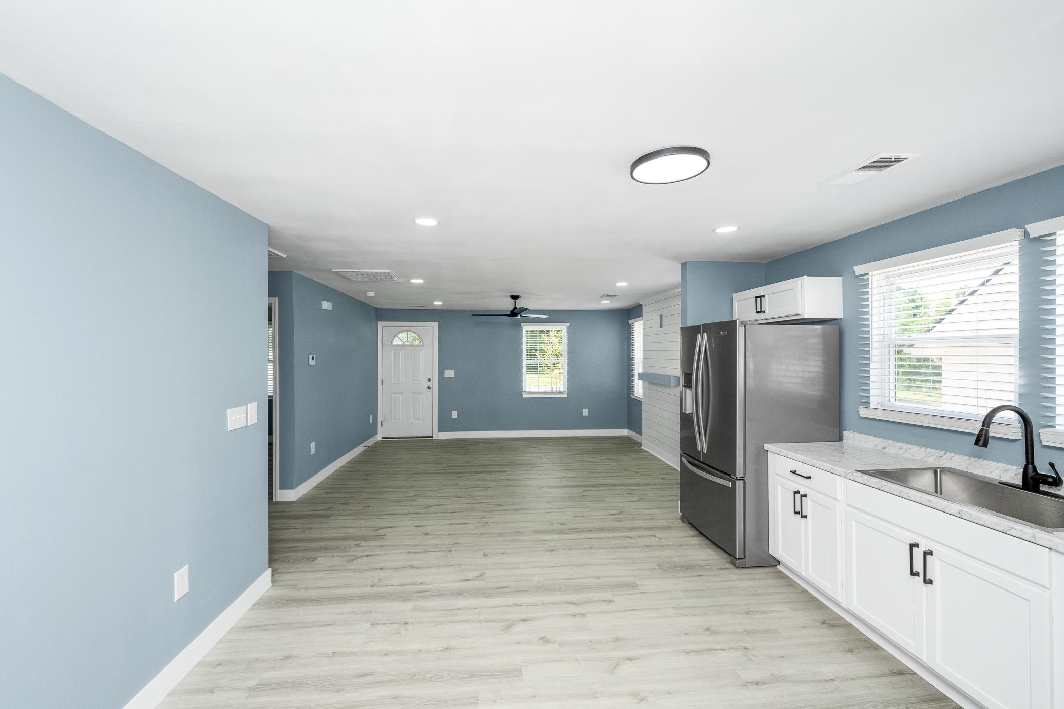 200 South 724 Greer, SC 29651 - Photo 6 of 18