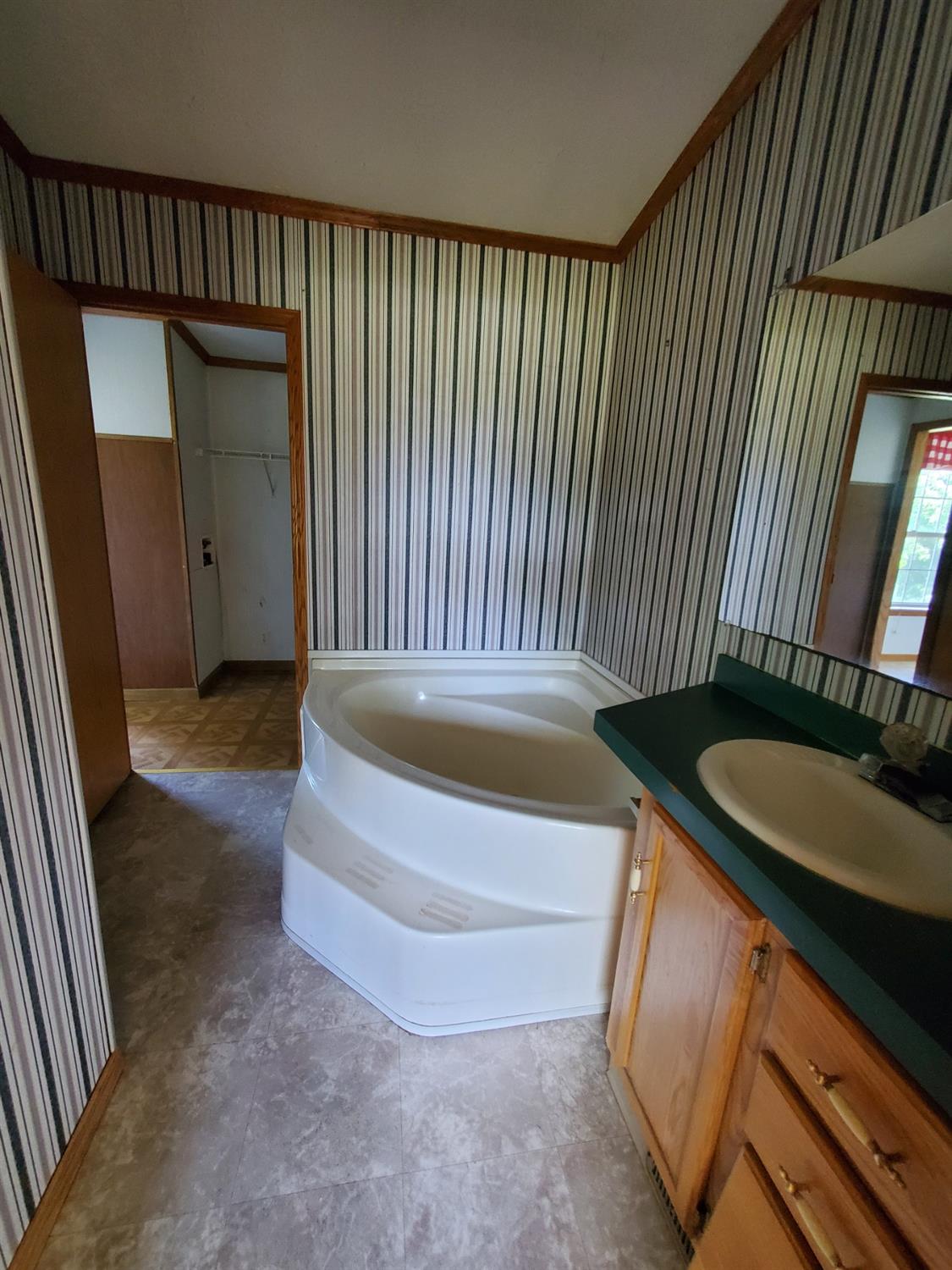 10964 McCrearys Ridge Road Florence, IN 47020 - Photo 7 of 19