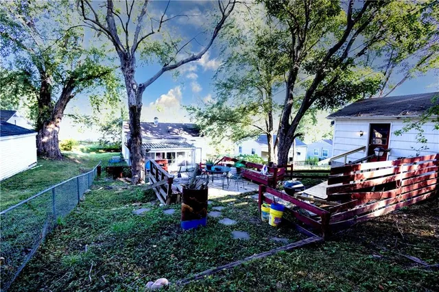 $110,500 | 1812 South 22nd Street, St. Joseph, MO 64507