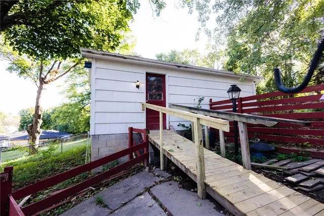 $110,500 | 1812 South 22nd Street, St. Joseph, MO 64507