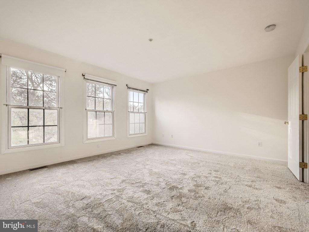 522 St Mary Street Baltimore, MD 21201 - Photo 2 of 25 Primary suite over looking St. Mary's Park