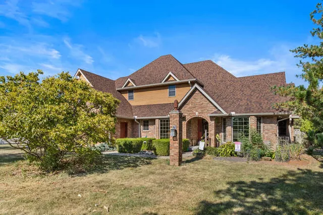 $625,000 | 1174 County Road 2500 East, Homer, IL 61849