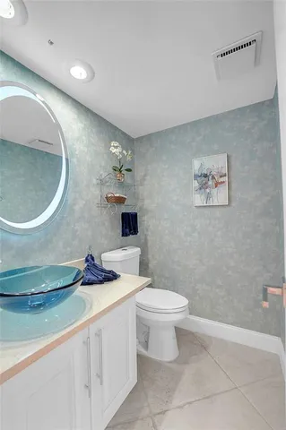 $359,000 | 4015 West Palm Aire Drive, Unit 703, Pompano Beach, FL 33069