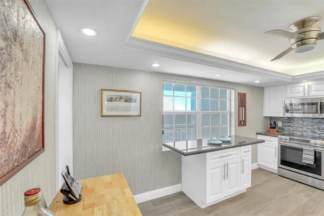 $359,000 | 4015 West Palm Aire Drive, Unit 703, Pompano Beach, FL 33069