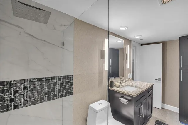 $359,000 | 4015 West Palm Aire Drive, Unit 703, Pompano Beach, FL 33069