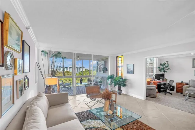 $359,000 | 4015 West Palm Aire Drive, Unit 703, Pompano Beach, FL 33069