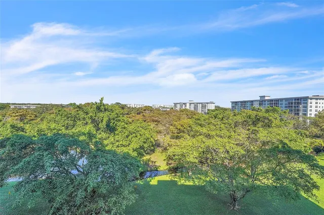 $359,000 | 4015 West Palm Aire Drive, Unit 703, Pompano Beach, FL 33069