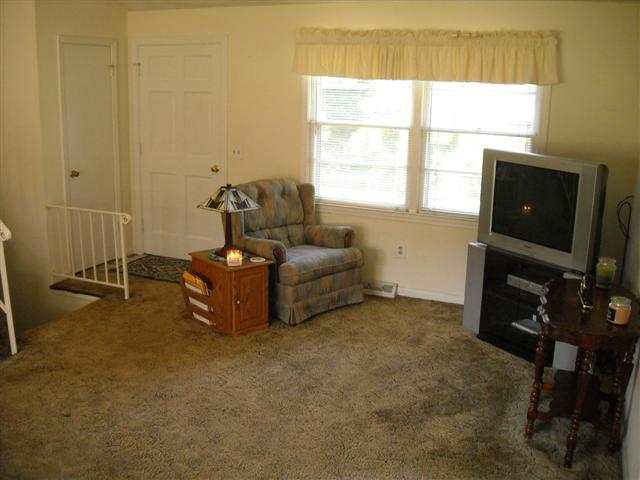 318 Jamestown Road Easley, SC 29640 - Photo 5 of 20