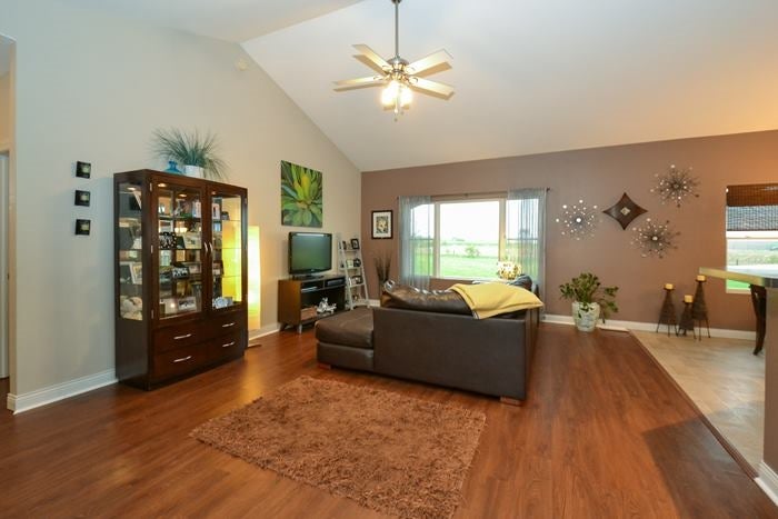 214 Buckeye Lane Riverside, IA 52327 - Photo 4 of 25 Gallery Image 4