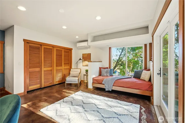 $780,000 | 19202 12th Avenue Northeast, Shoreline, WA 98155