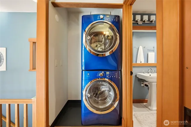 $780,000 | 19202 12th Avenue Northeast, Shoreline, WA 98155