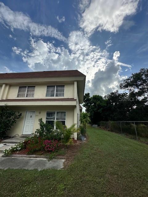 323 Amherst Avenue, Unit 52 Sarasota, FL 34232 - Photo 2 of 16