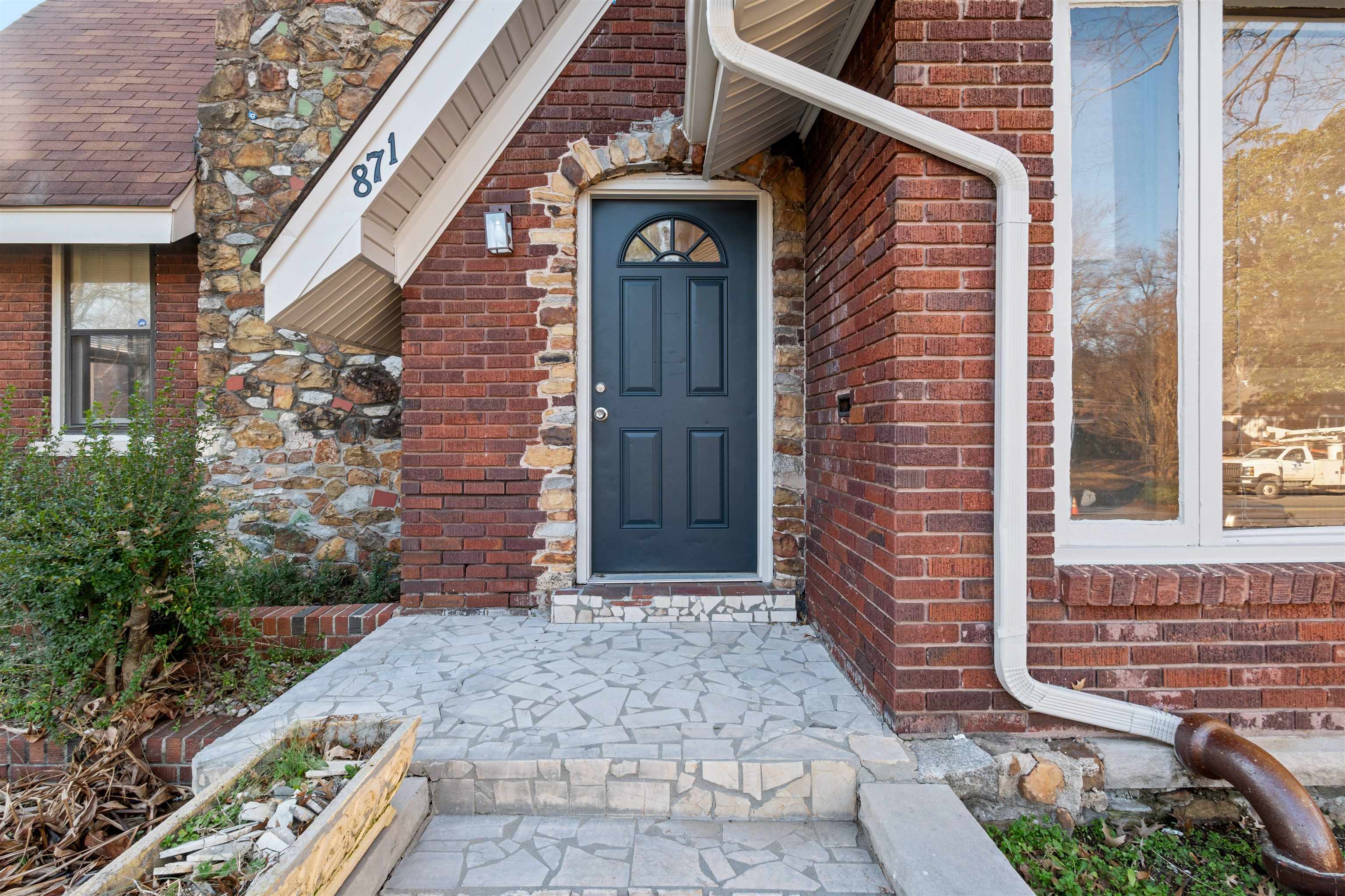 871 University Street Memphis, TN 38107 - Photo 12 of 26