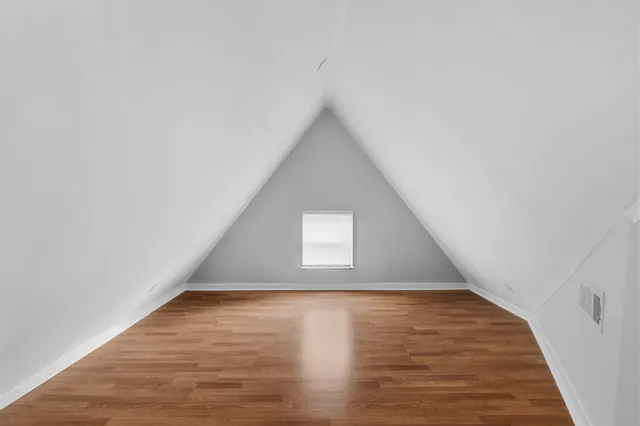 $2,350 | 871 University Street, Memphis, TN 38107