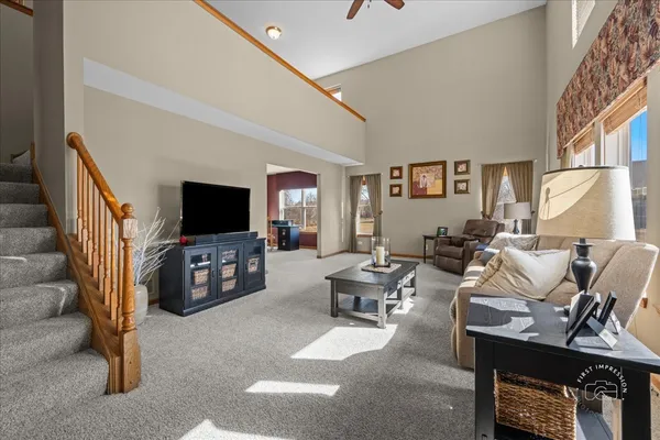 $625,000 | 2518 Imgrund Road, North Aurora, IL 60542