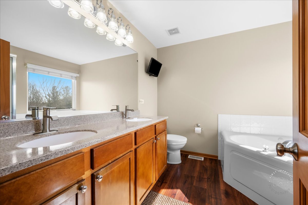 2518 Imgrund Road North Aurora, IL 60542 - Photo 22 of 41