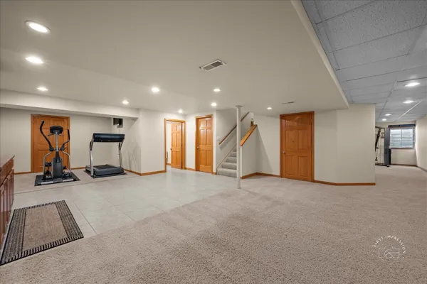 $625,000 | 2518 Imgrund Road, North Aurora, IL 60542