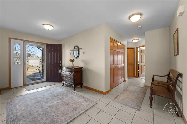 $625,000 | 2518 Imgrund Road, North Aurora, IL 60542