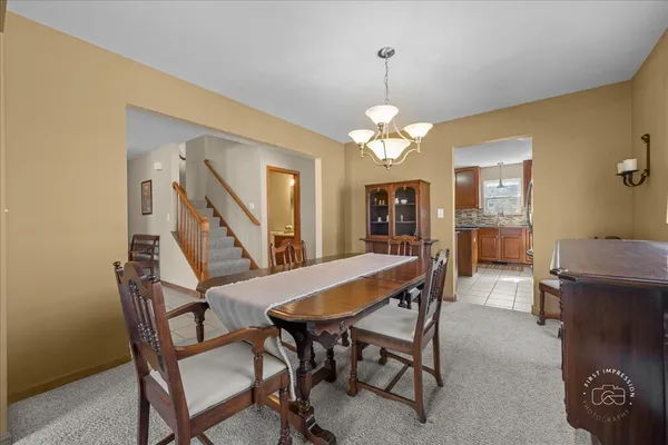 $625,000 | 2518 Imgrund Road, North Aurora, IL 60542