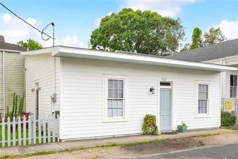 $695,000 | 842 Toledano Street, New Orleans, LA 70115