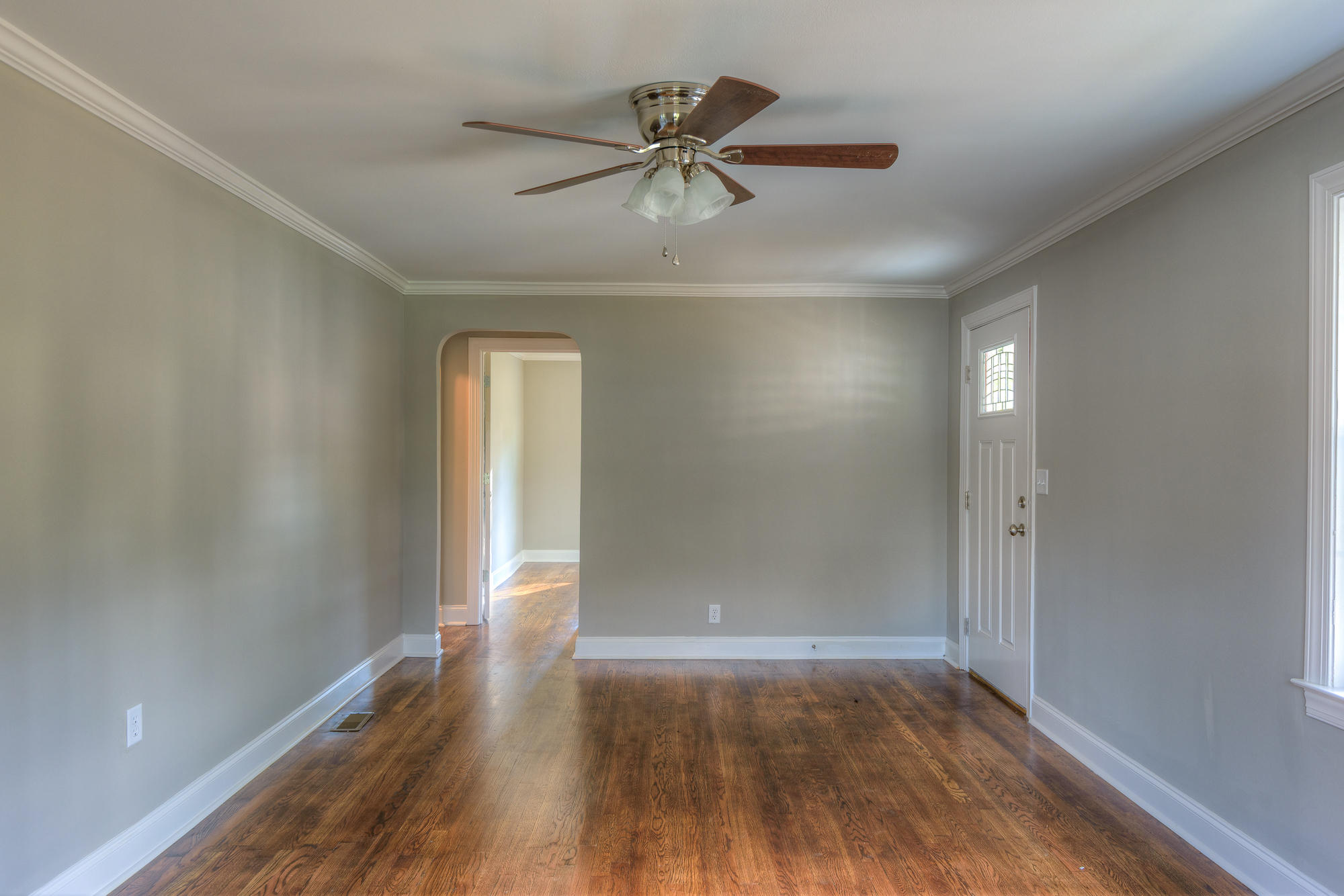 2008 Schmidt Road Chattanooga, TN 37412 - Photo 15 of 34 living_2