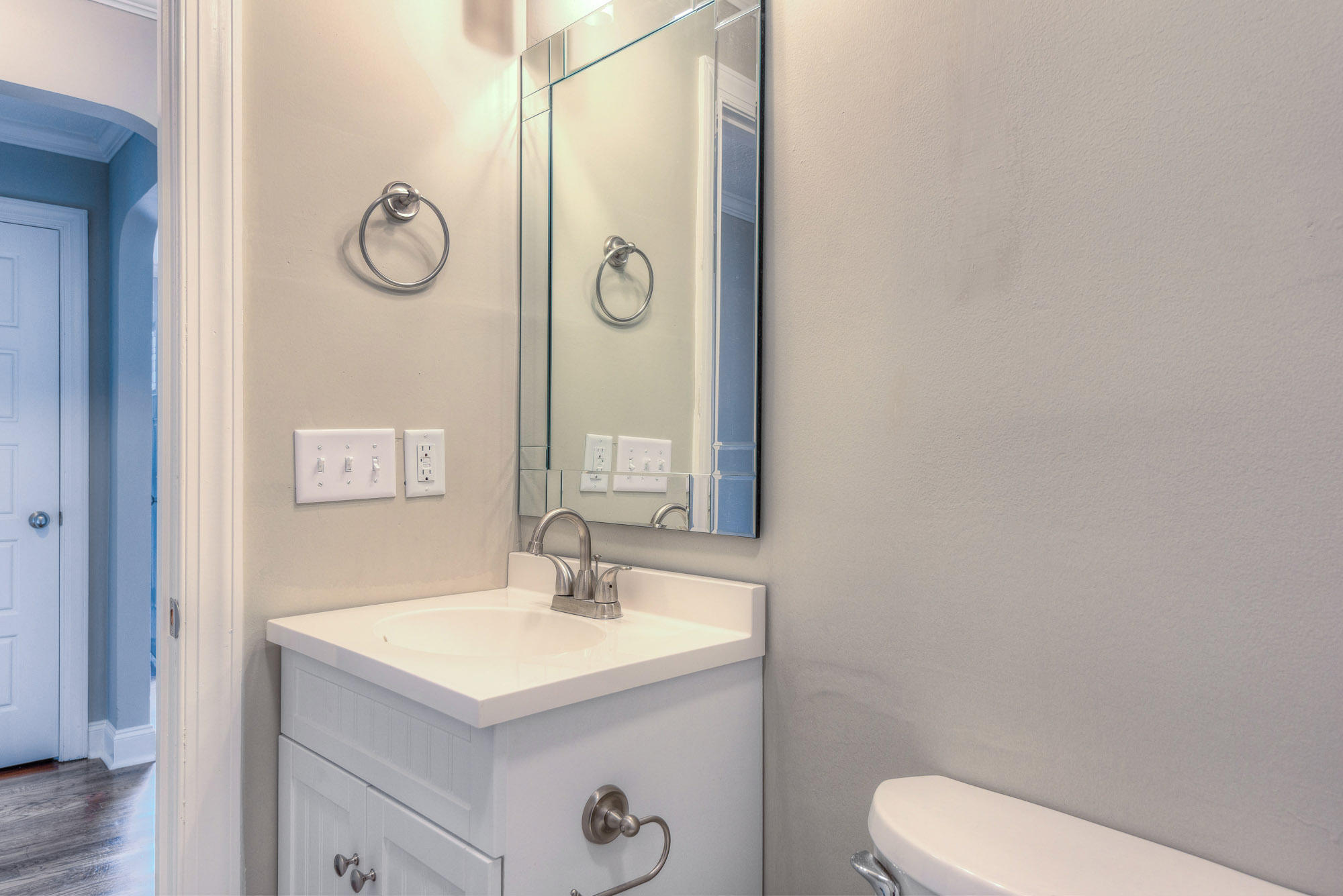 2008 Schmidt Road Chattanooga, TN 37412 - Photo 25 of 34 hallbath_2