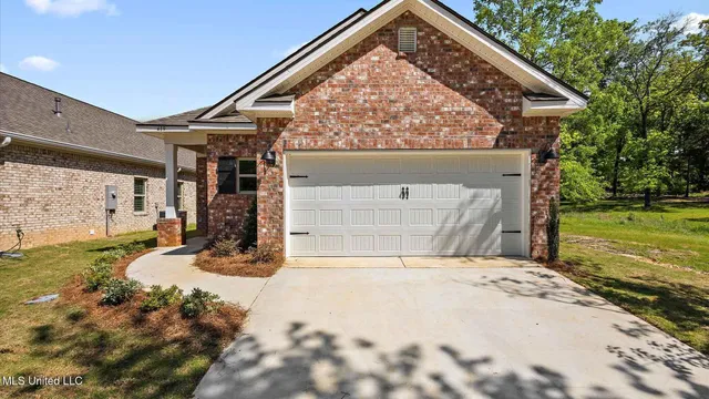 $277,900 | 408 Hidden Reed Court, Pearl, MS 39208