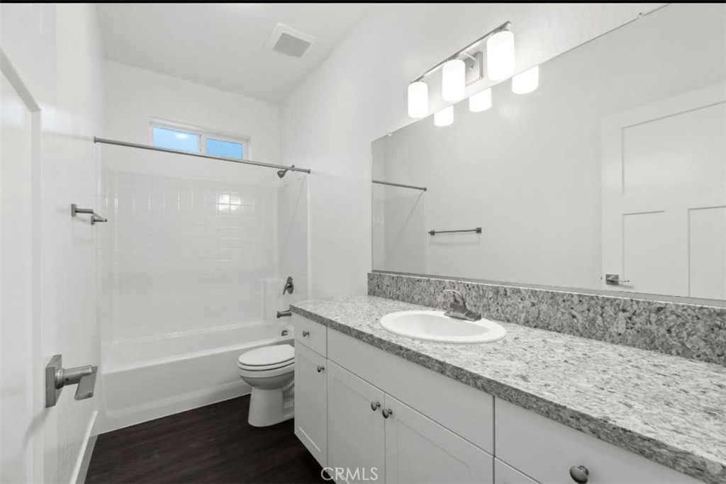 1207 Via Valencia Madera Ca Madera, CA 93637 - Photo 6 of 10