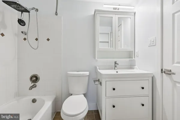 $500,000 | 1666 Harvest Green Court, Reston, VA 20194