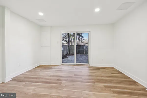 $500,000 | 1666 Harvest Green Court, Reston, VA 20194