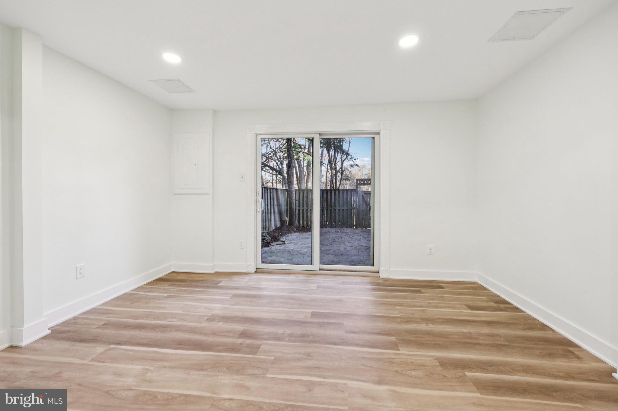 1666 Harvest Green Court Reston, VA 20194 - Photo 28 of 46 Door to Patio