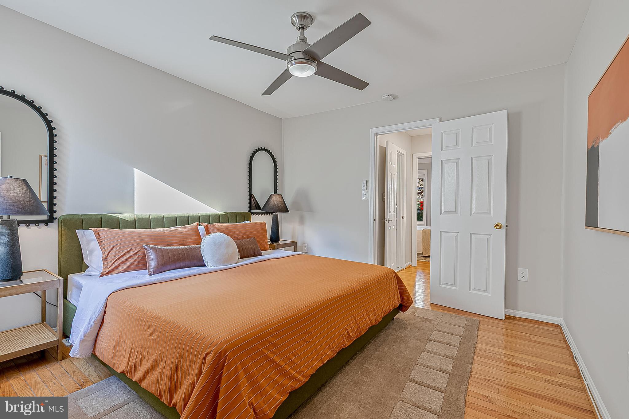 1660 Kalorama Road Northwest Washington, DC 20009 - Photo 11 of 37 Primary Bedroom