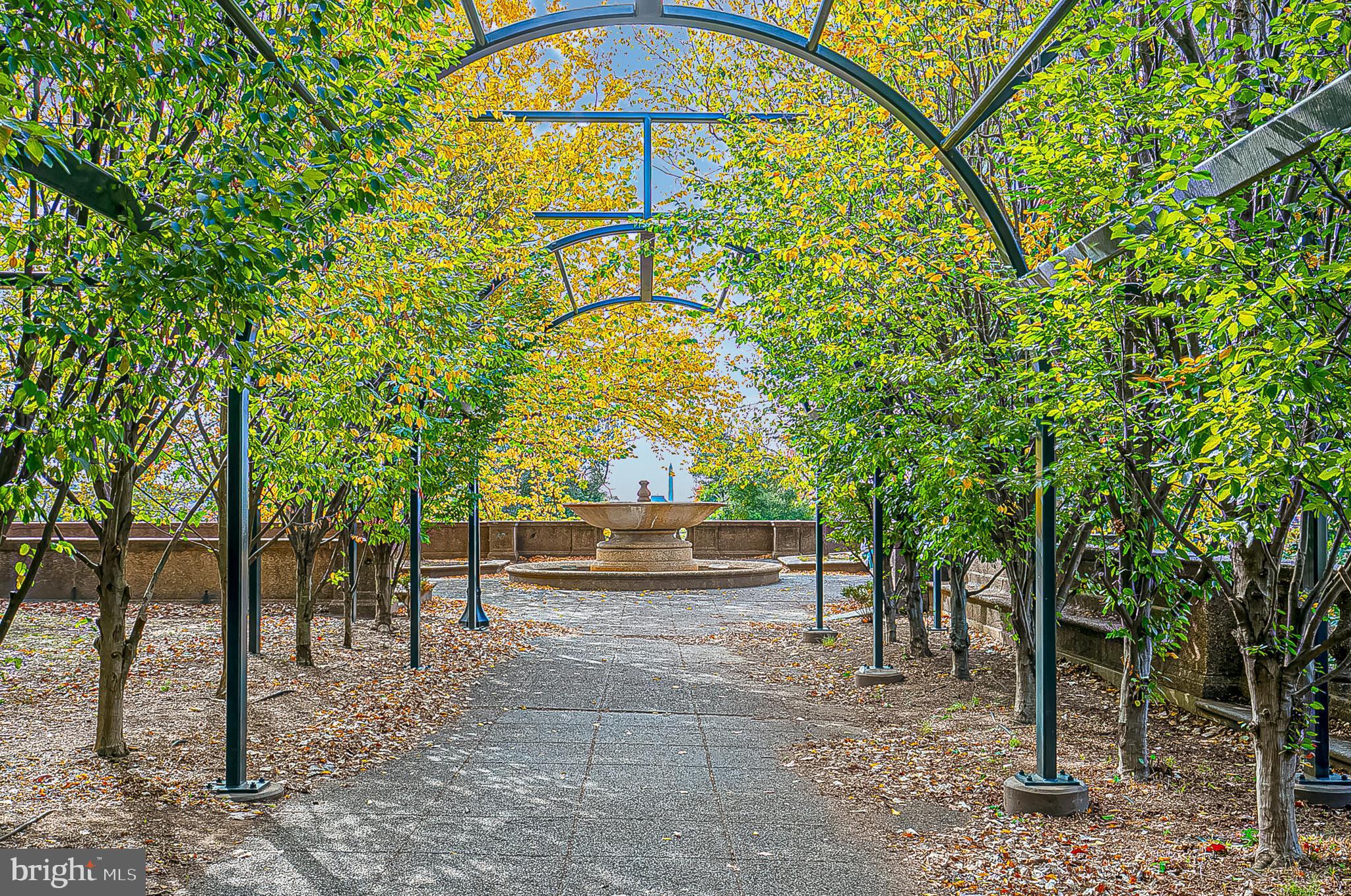 1660 Kalorama Road Northwest Washington, DC 20009 - Photo 29 of 37