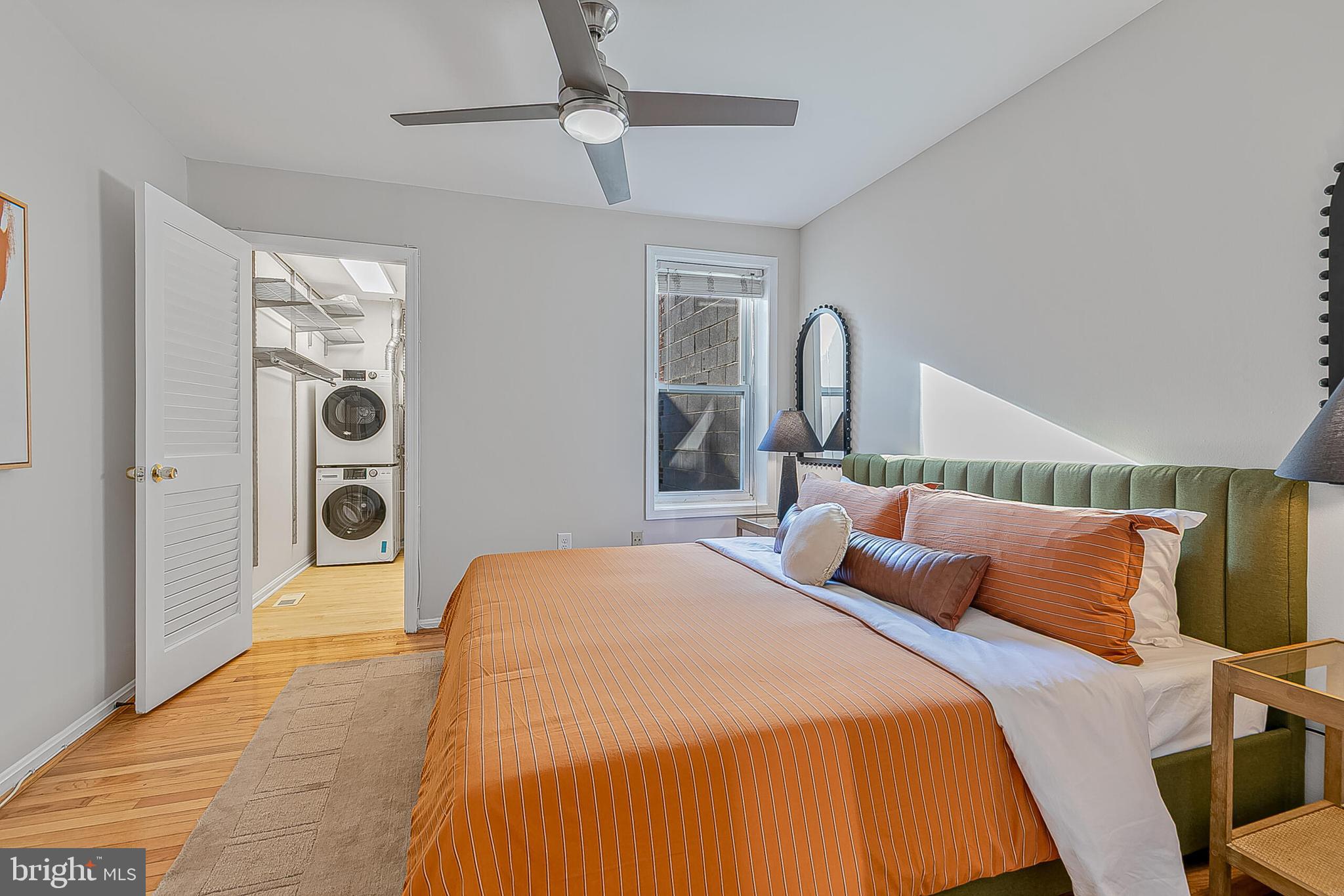 1660 Kalorama Road Northwest Washington, DC 20009 - Photo 10 of 37 Primary Bedroom