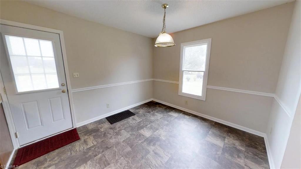 486 Deadmon Road Mocksville, NC 27028 - Photo 8 of 20 Gallery Image 8