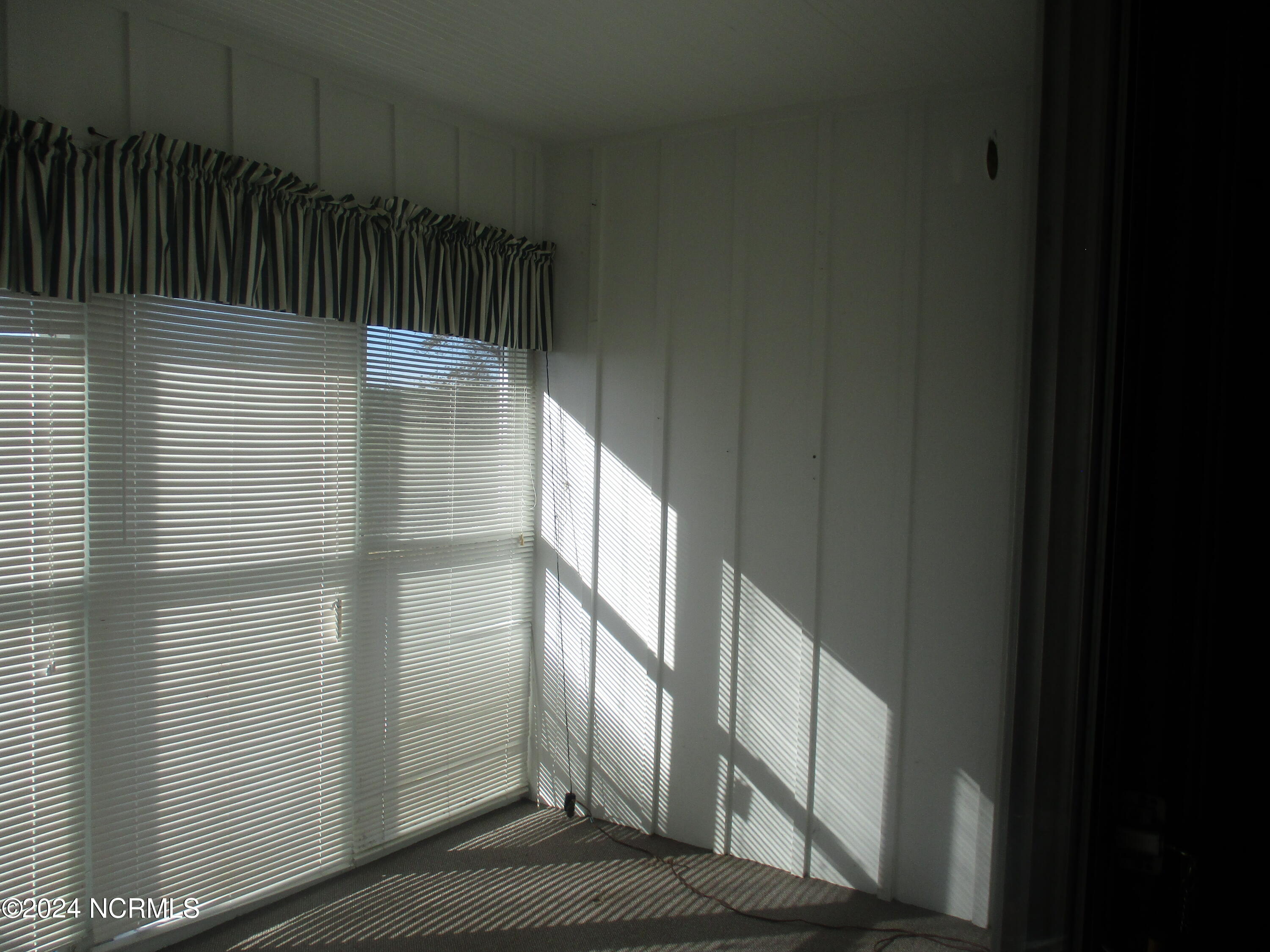 1708 Hardee Road Kinston, NC 28504 - Photo 15 of 34 Sunroom