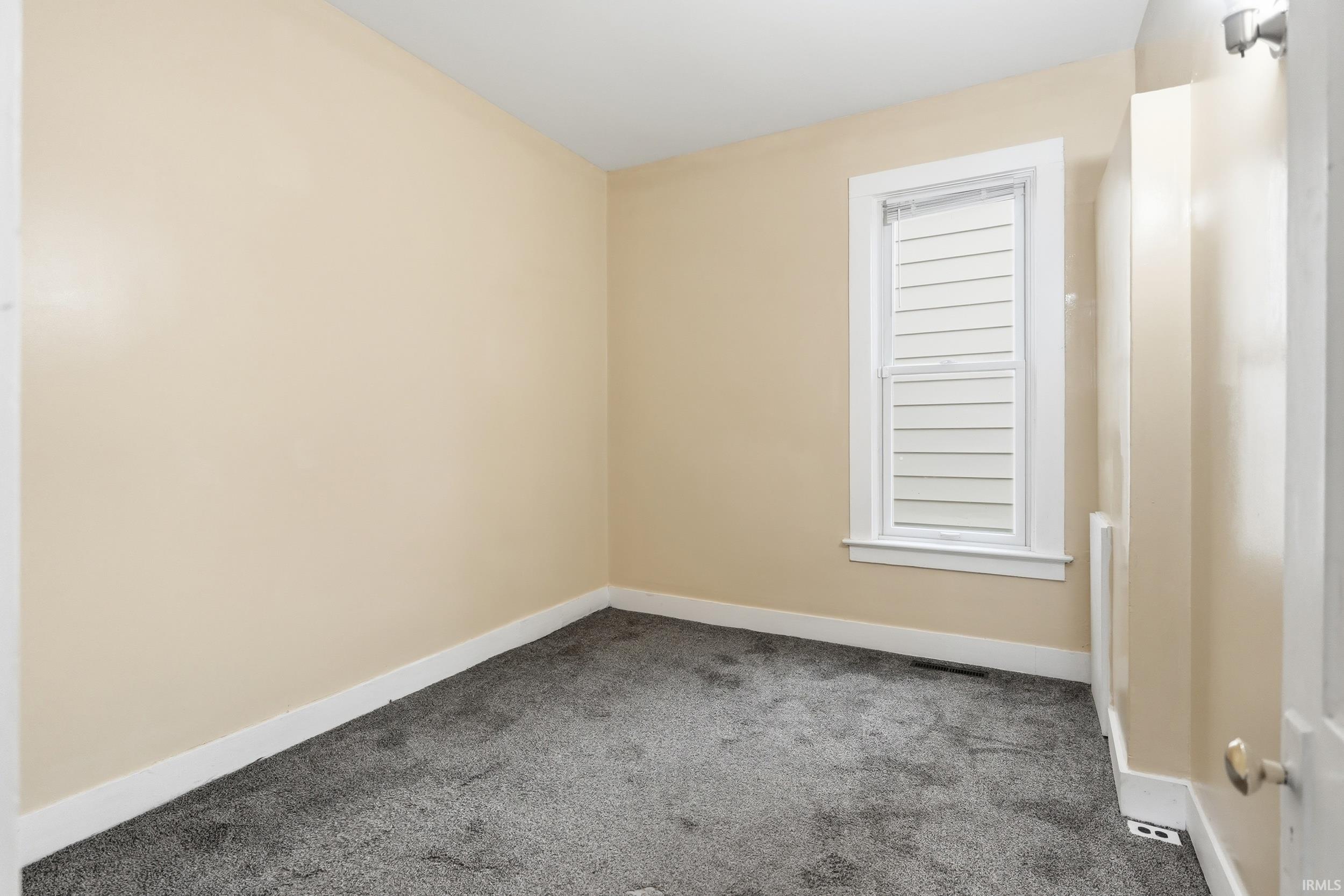 705 Riverside Avenue Fort Wayne, IN 46805 - Photo 22 of 27