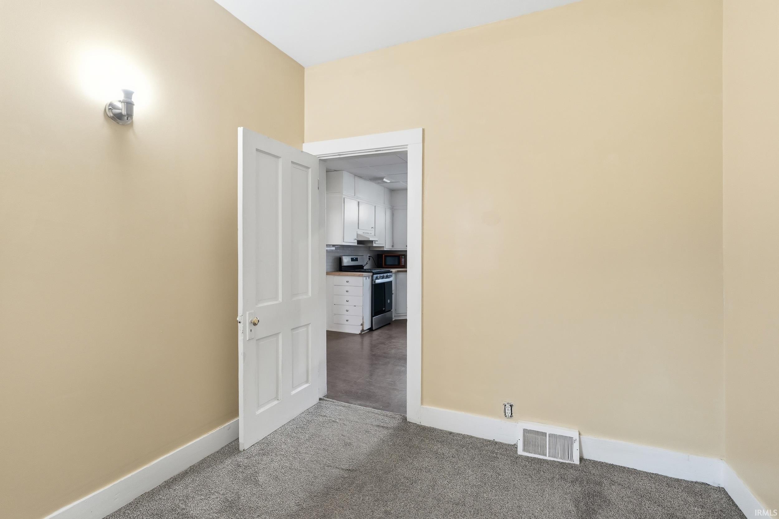 705 Riverside Avenue Fort Wayne, IN 46805 - Photo 23 of 27