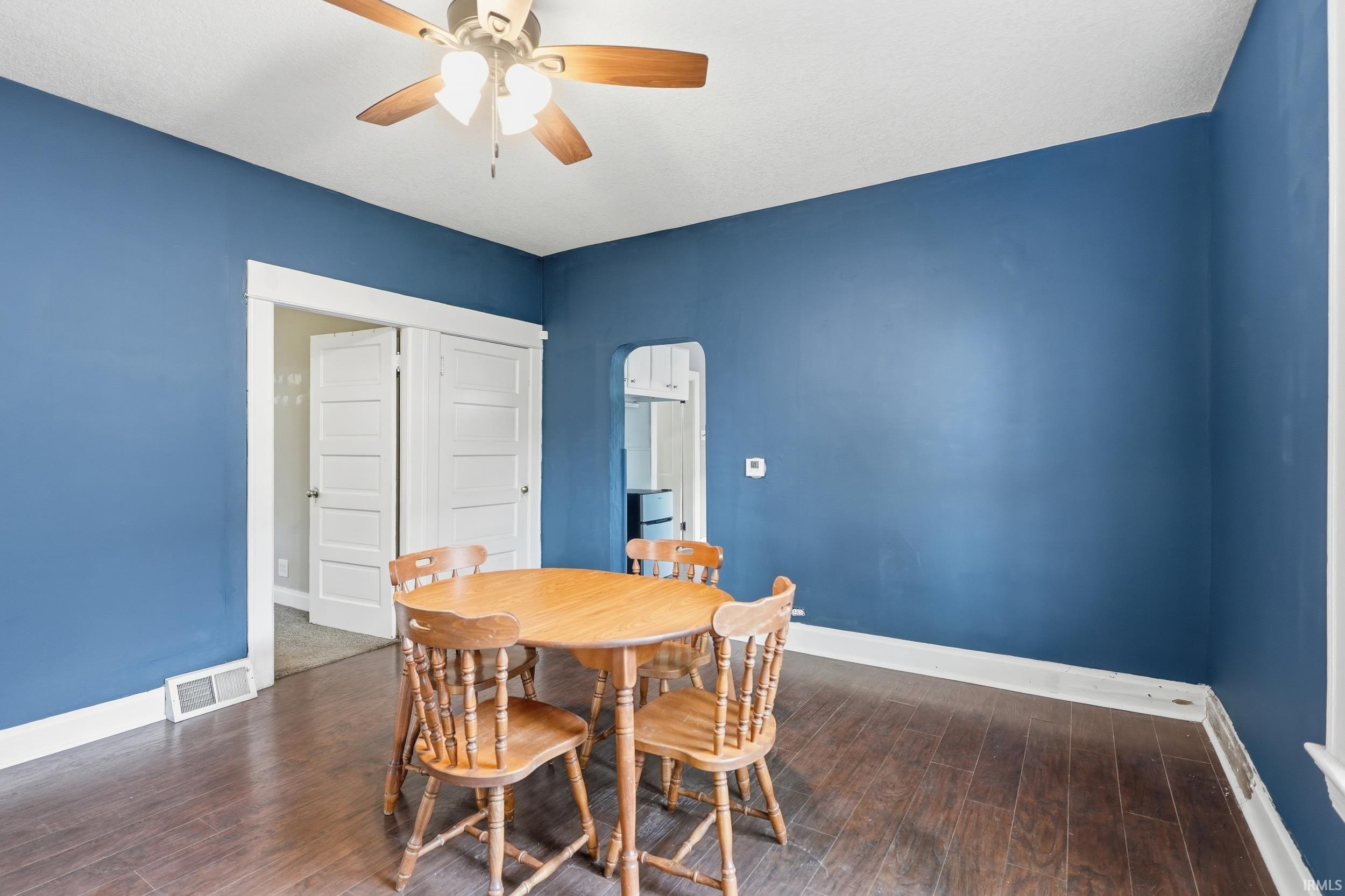 705 Riverside Avenue Fort Wayne, IN 46805 - Photo 5 of 27